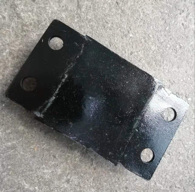 картинка Отбойник (подушка) рессоры задней 4 отв. HOWO AZ9114520091 от магазина Dulan.tj