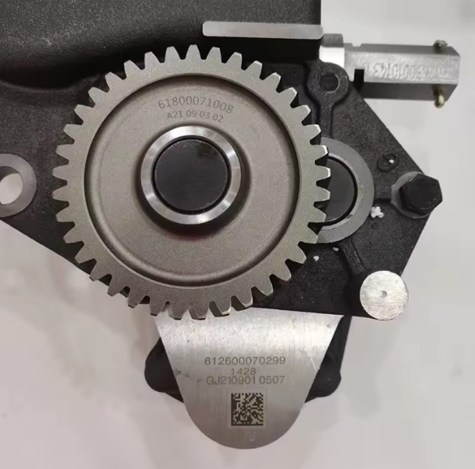 картинка Насос масляный WD12/WD618 (37 зубьев) ШАНКСИ, ШАКМАН, ДУЛАН 612600070299 от магазина Dulan.tj
